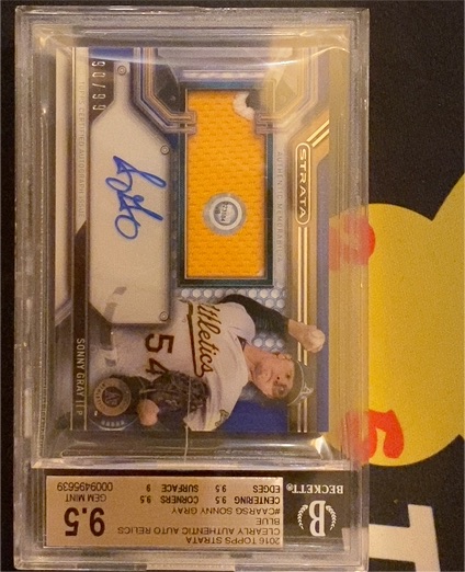 2016 Topps Strata Clearly Authentic Autographed Relics CAAR-SG Sonny Gray — front