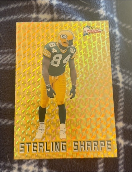 1993 Pacific Silver Prism #17 Sterling Sharpe — front