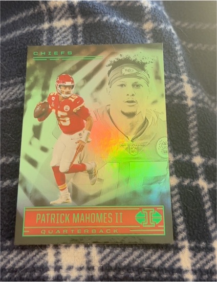 2021 Panini Illusions #24 Patrick Mahomes II — front