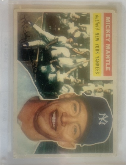 1956 Topps #135 Mickey Mantle — front