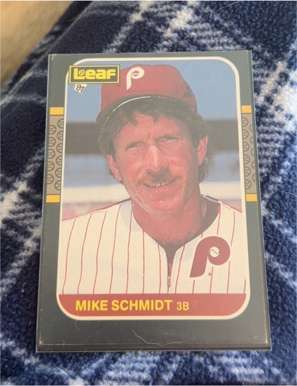 1987 Leaf #122 Mike Schmidt Philadelphia Phillies — front