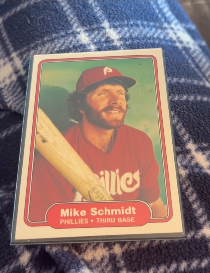 1982 Fleer #258 Mike Schmidt — front