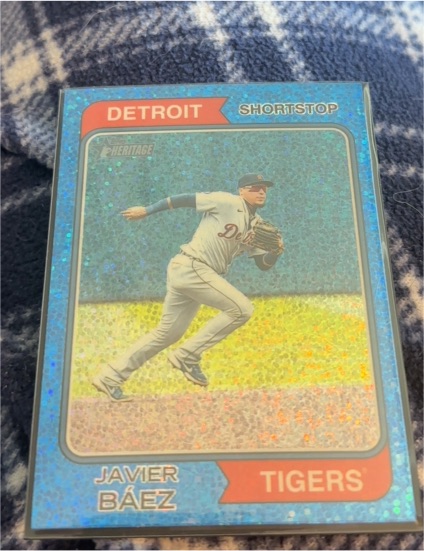 2023 Topps Heritage #72 Javier Báez — front