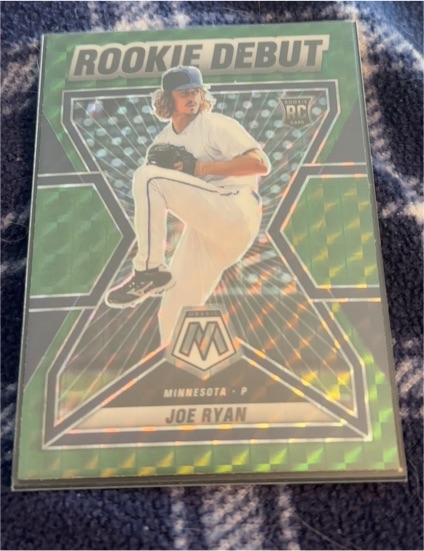 2022 Panini Mosaic Rookie Debut #RD-4 Joe Ryan — front