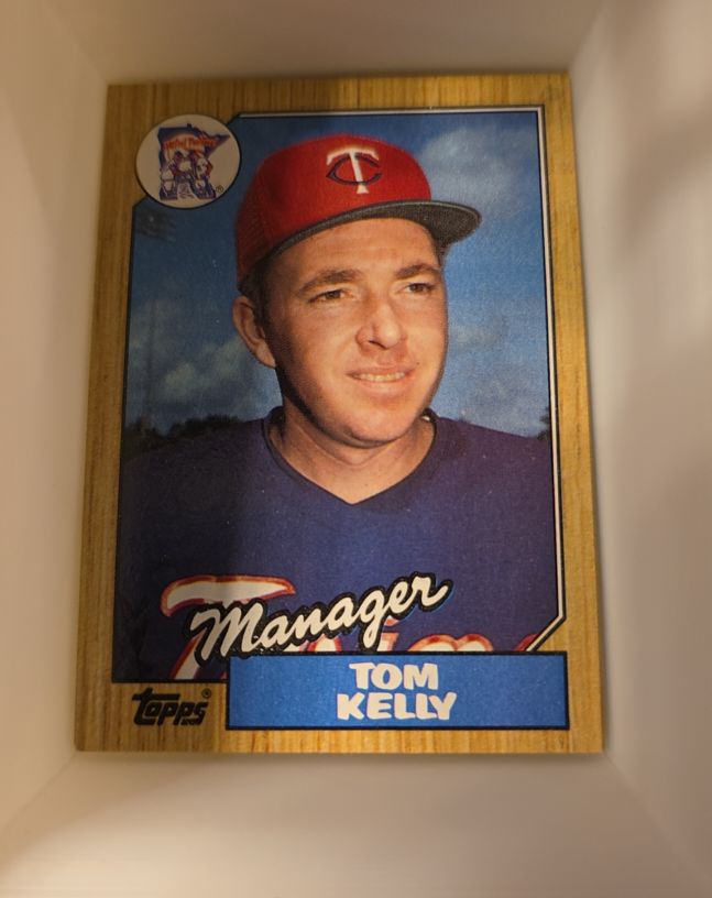 1987 Topps #618 Tom Kelly — front