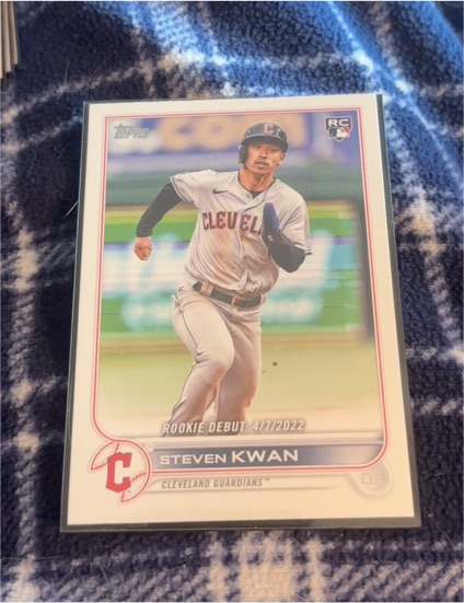 2022 Topps Update #US54 Steven Kwan Rookie Debut — front