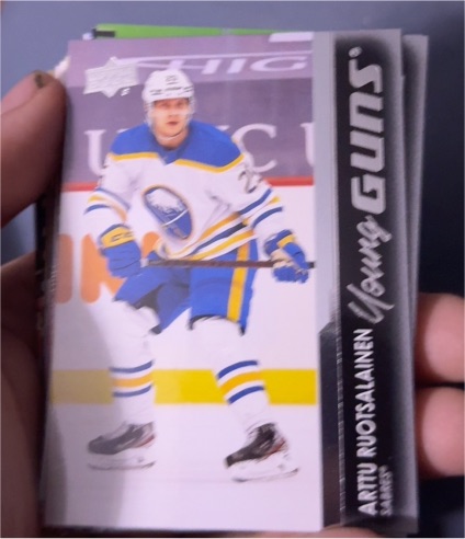 2021-22 Upper Deck Series 1 #221 Arttu Ruotsalainen Young Guns — front