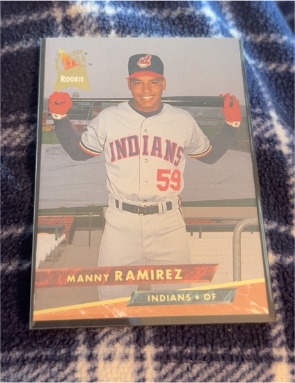 1993 Fleer Ultra #545 Manny Ramirez Rookie — front