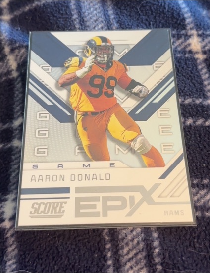2019 Panini Score Epix Game #EG-6 Aaron Donald — front