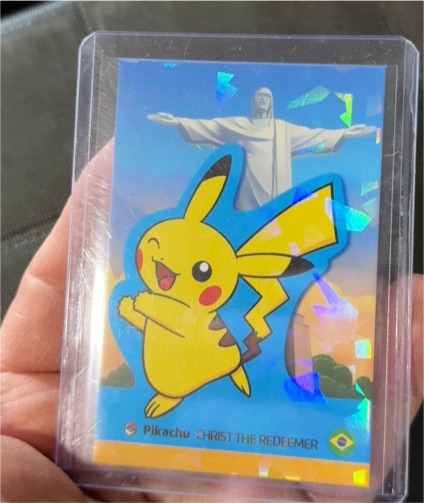 2000 Topps Pokémon Pikachu Christ The Redeemer — front