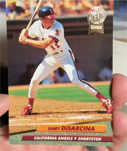 1992 Fleer Ultra #24 Gary DiSarcina — front