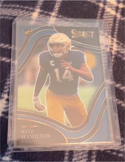 2022 Panini Select Draft Picks Field Level Blue #119 Kyle Hamilton — front