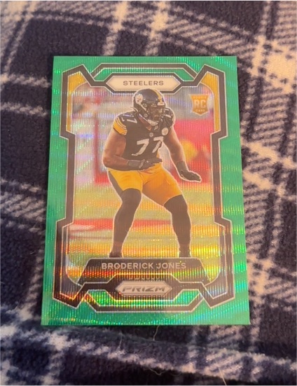 2023 Panini Prizm #385 Broderick Jones — front