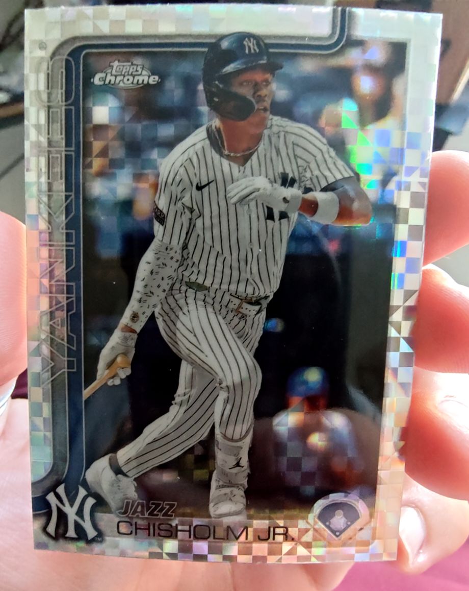 2025 Topps Chrome #185 Jazz Chisholm Jr. — front