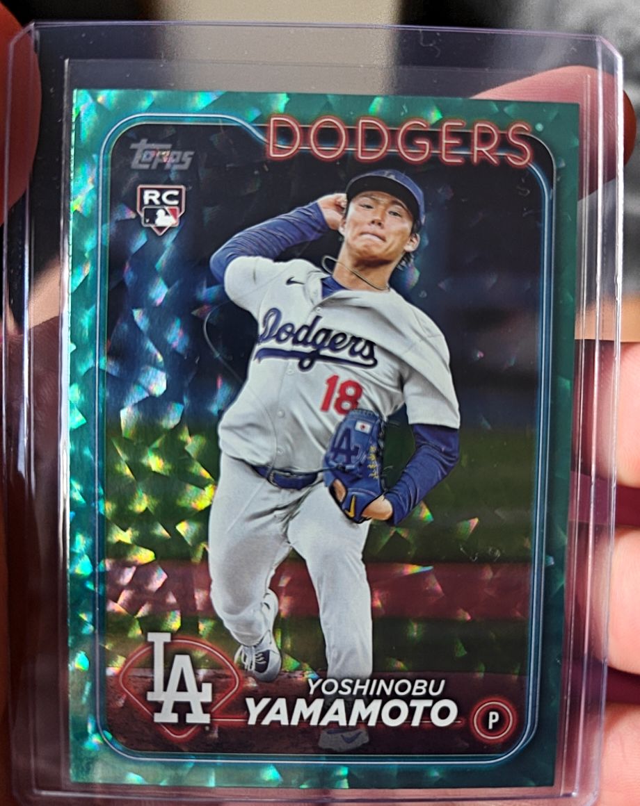 2024 Topps Series 2 #553 Yoshinobu Yamamoto — front