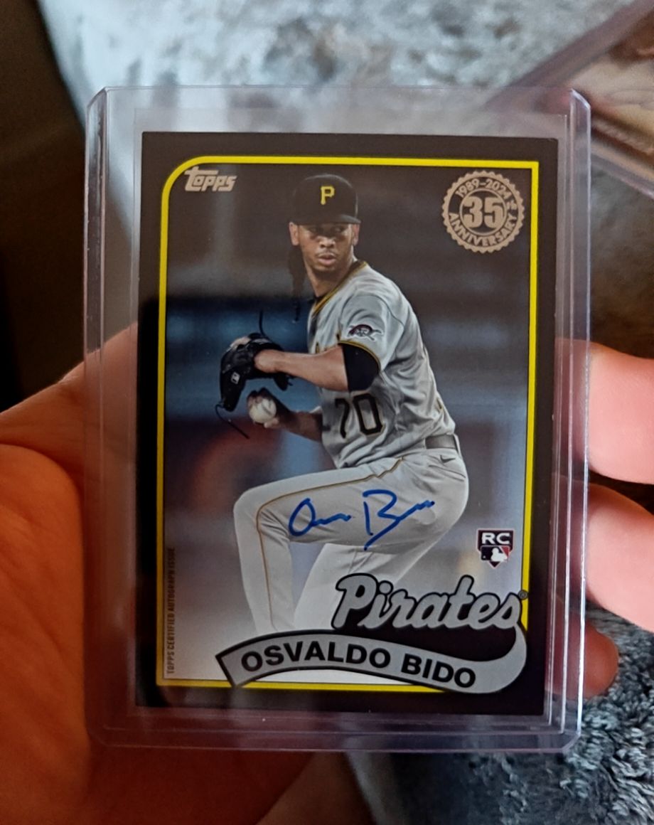 2024 Topps Update 1989 Autograph #89BA-BID Osvaldo Bido — front