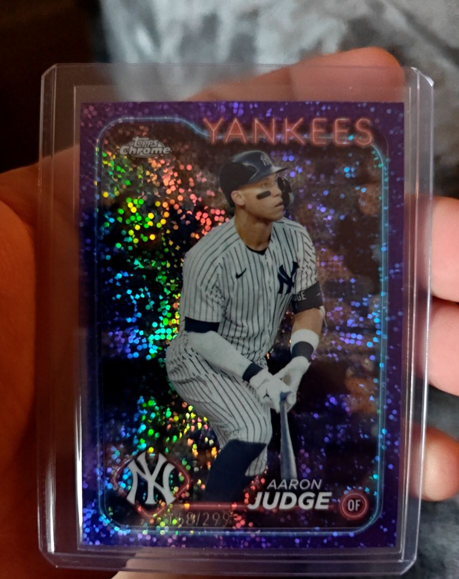 2024 Topps Chrome #8 Aaron Judge — front