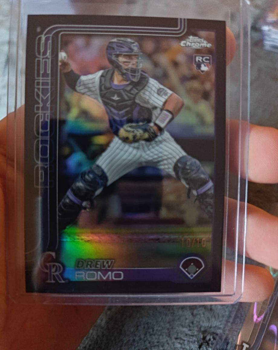 2025 Topps Chrome #124 Drew Romo — front