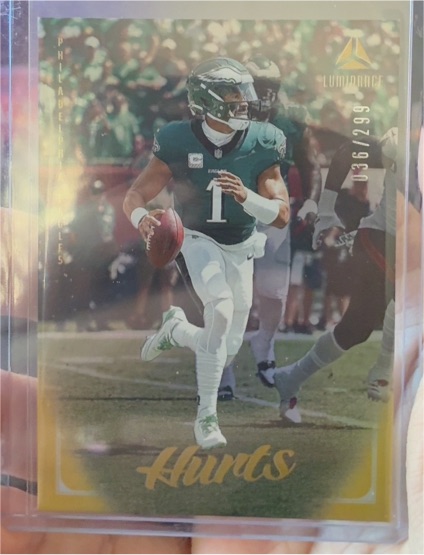 2025 Panini Luminance #17 Jalen Hurts — front