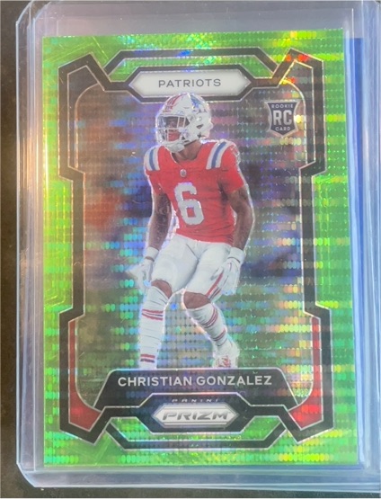2023 Panini Prizm #369 Christian Gonzalez — front