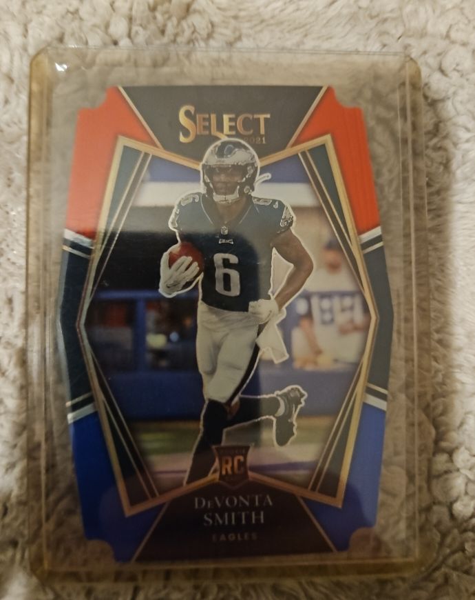 2021 Panini Select #149 DeVonta Smith — front