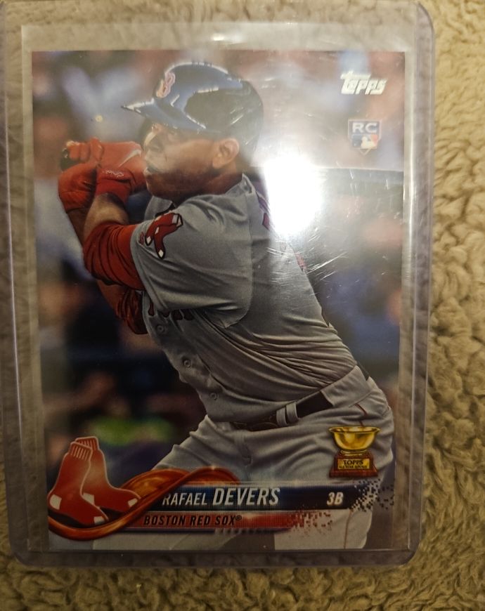 2018 Topps Series 1 #18 Rafael Devers Rookie Card — front