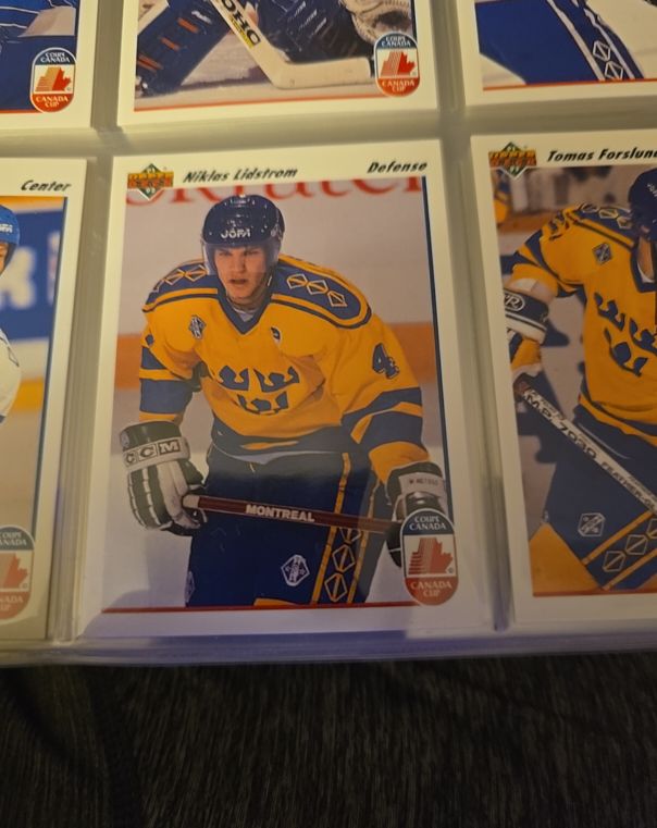 1991-92 Upper Deck #26 Niklas Lidstrom — front
