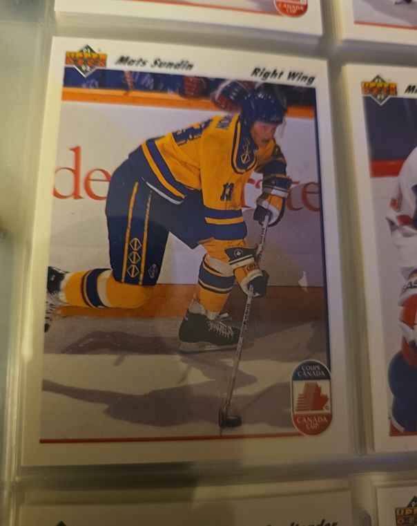 1991-92 Upper Deck #31 Mats Sundin — front