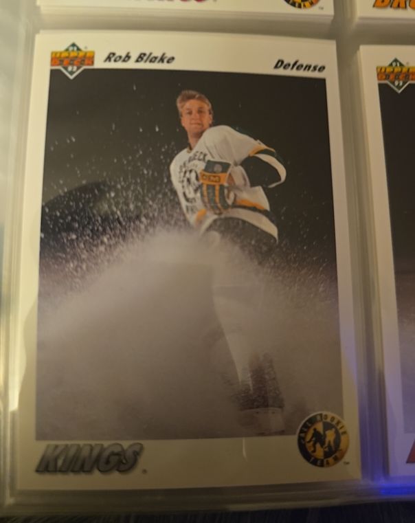 1991-92 Upper Deck #43 Rob Blake — front