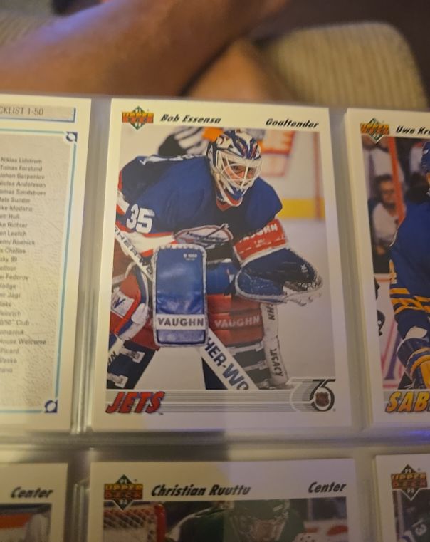 1991-92 Upper Deck #101 Bob Essensa — front