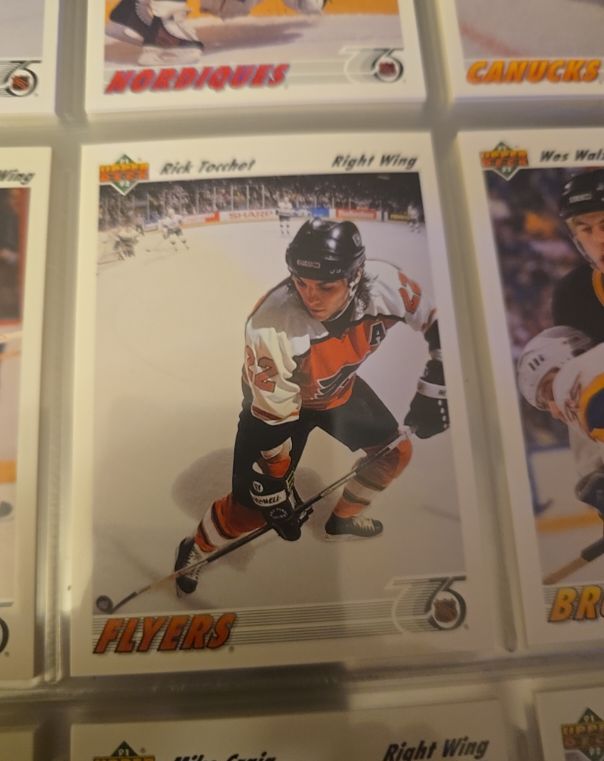 1991-92 Upper Deck #122 Rick Tocchet Philadelphia Flyers — front