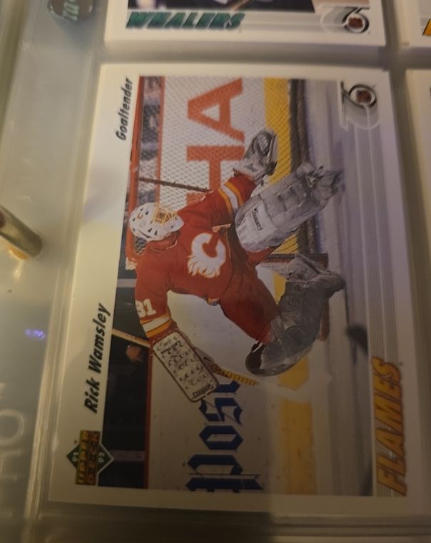 1991-92 Upper Deck #130 Rick Wamsley Calgary Flames — front