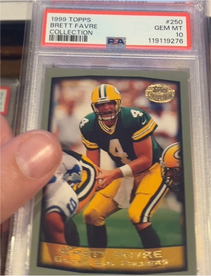 1999 Topps #250 Brett Favre — front