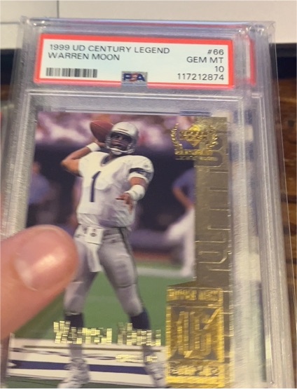 1999 UD Century Legend #66 Warren Moon — front