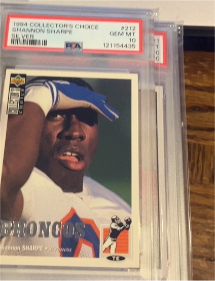 1994 Collector's Choice #212 Shannon Sharpe — front