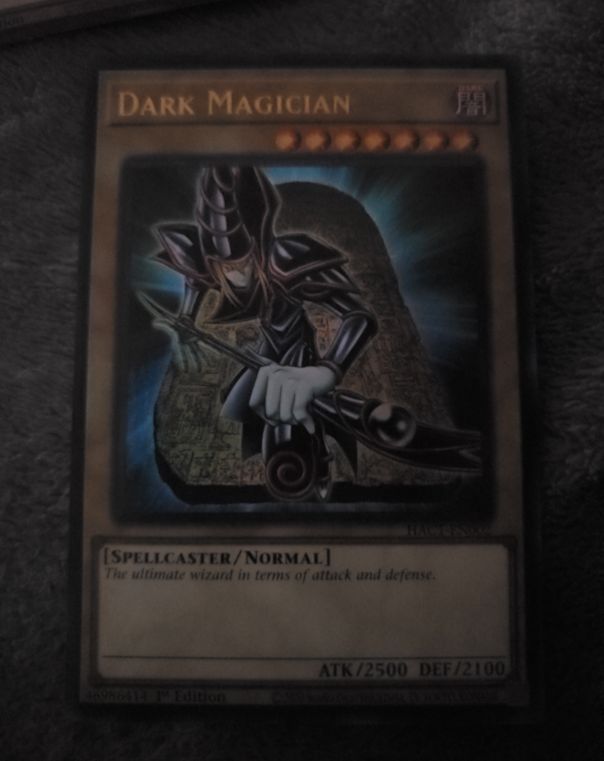 1996 Yu-Gi-Oh! #DM-001 Dark Magician — front