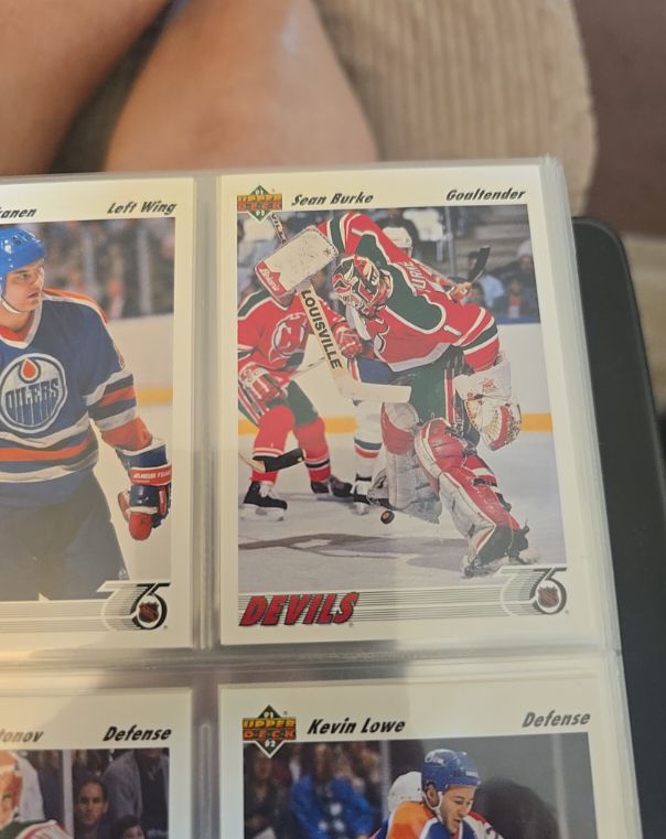 1991-92 Upper Deck #239 Sean Burke — front