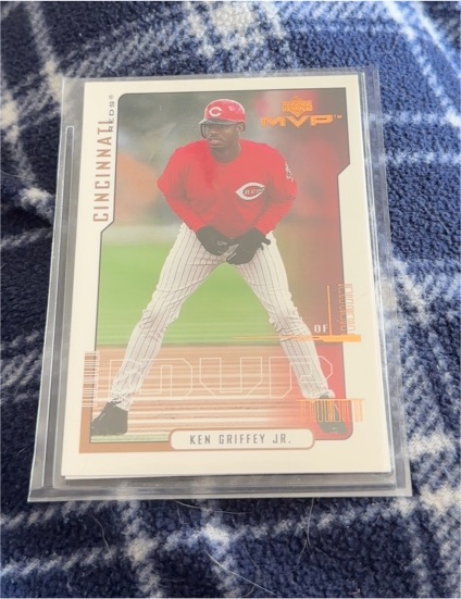 2000 Upper Deck MVP #157 Ken Griffey Jr. — front