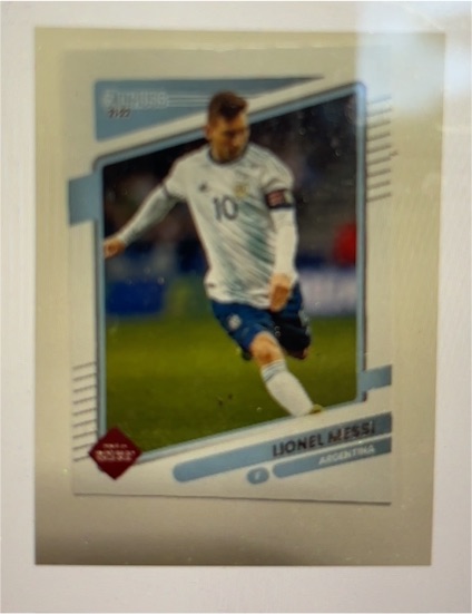 2021-22 Panini Donruss Road to Qatar #1 Lionel Messi — front