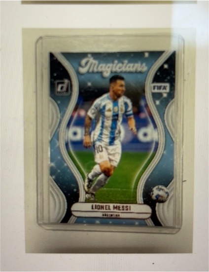 2024-25 Panini Donruss FIFA Magicians #10 Lionel Messi — front