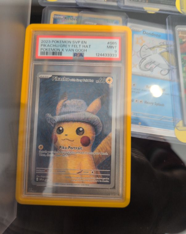 2023 Pokémon SVP #085 Pikachu with Grey Felt Hat — front
