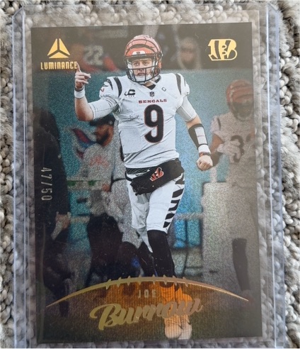 2023 Panini Luminance #1 Joe Burrow — front