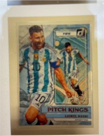 2022-23 Panini Donruss #1 Pitch Kings Lionel Messi — front