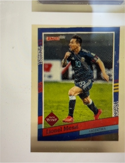 2021-22 Donruss Soccer Road to Qatar 1991 Tribute #10 Lionel Messi Argentina — front