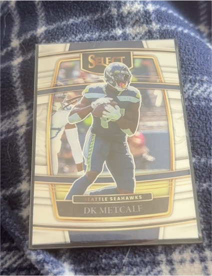 2021 Panini Select #30 DK Metcalf Concourse Die Cut — front