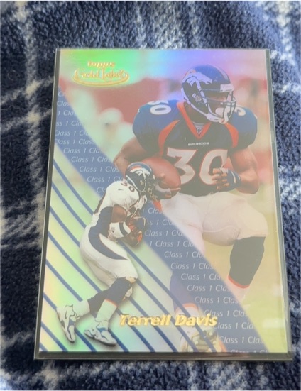 1998 Topps Gold Label #10 Terrell Davis — front