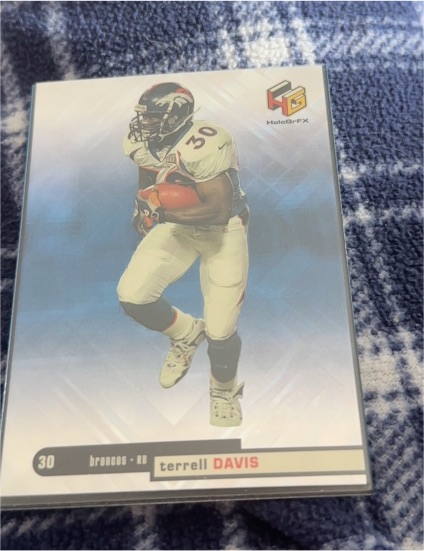 1999 Upper Deck HoloGrFX #14 Terrell Davis — front