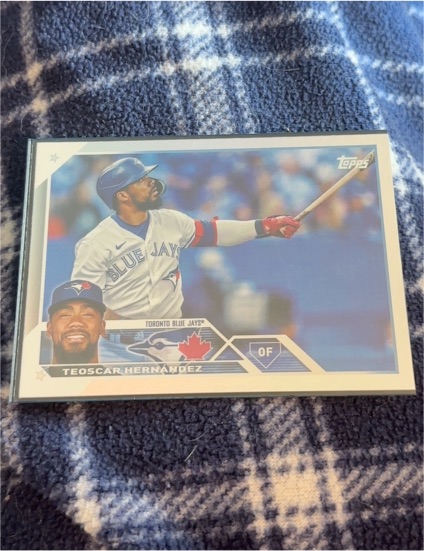 2023 Topps Series 1 #186 Teoscar Hernandez — front