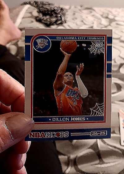 2024-25 Panini Haunted Hoops #243 Dillon Jones — front