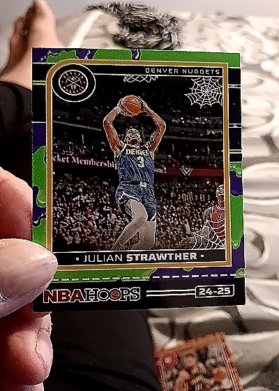 2024-25 Panini NBA Haunted Hoops #180 Julian Strawther — front